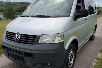VW T5 Transporter 281.000 km 7.990 &euro; Kirchhundem 57399