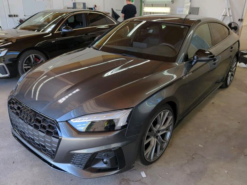 Audi A5 76.400 km 42.799 € Heilbronn 74074