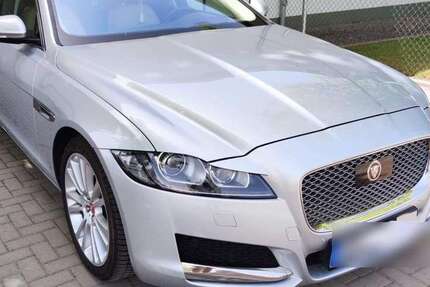 Jaguar XF 79.000 km 18.500 € Steinebach 57520