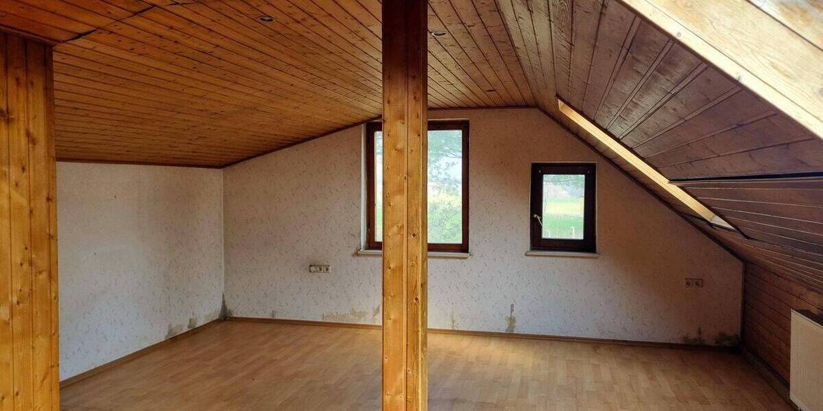 Einfamilienhaus Radeberg Liegau-Augustusbad - 4 Zimmer, 125 m&sup2;, 281.000&euro; | Angebot:26030023