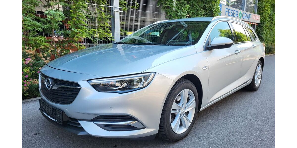 Opel Insignia 136.000 km 8.999 &euro; Nürnberg 90449