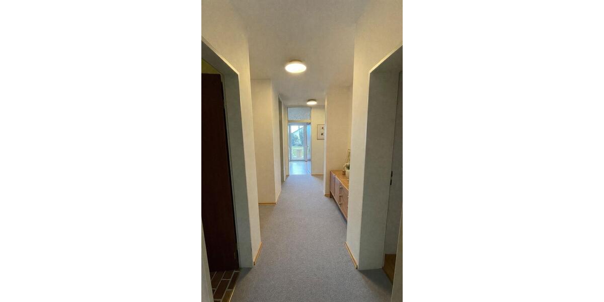 Etagenwohnung Warthausen - 2 Zimmer, 73 m&sup2;, 950&euro; | Angebot:24896303