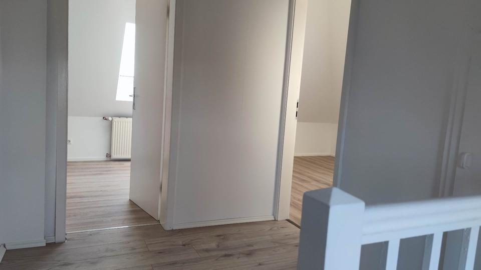 Etagenwohnung Stockelsdorf - 4.5 Zimmer, 95 m&sup2;, 950&euro; | Angebot:25419604