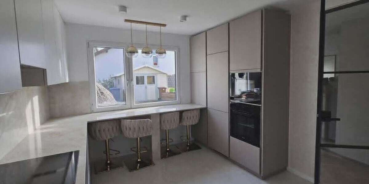 Einfamilienhaus Bad Säckingen - 5.5 Zimmer, 143 m&sup2;, 560.000&euro; | Angebot:26807811