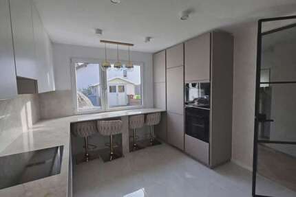 Haus Bad Säckingen - 5.5 Zimmer, 143 m&sup2;, 560.000&euro; | Angebot:26807811