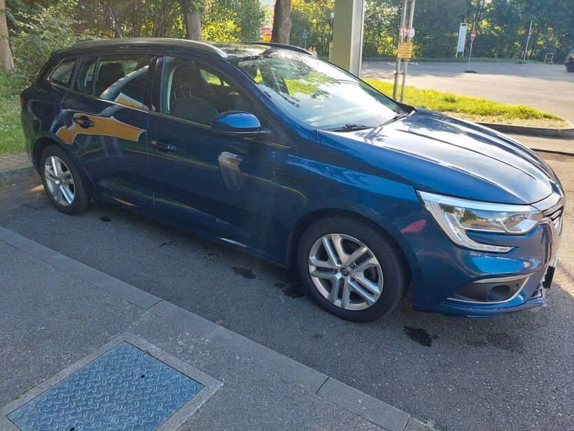 Renault Megane 70.000 km 14.199 € Braunschweig 38112
