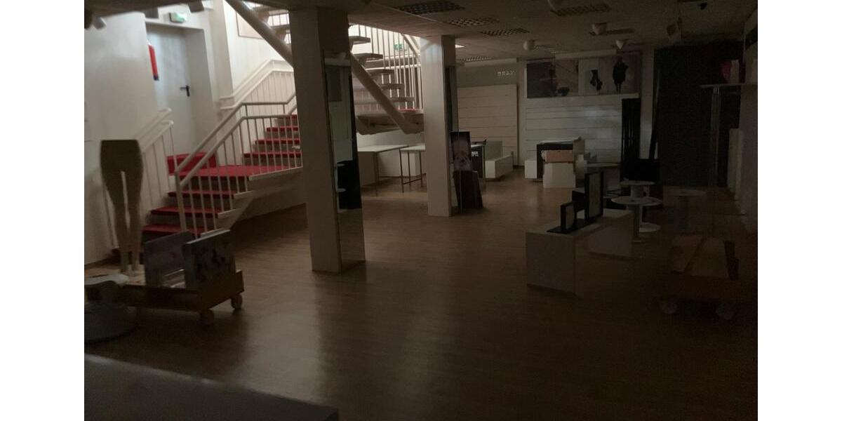 715 m² gewerbliche Laden-Nutzfläche in Osteroder Innenstadt zimmer