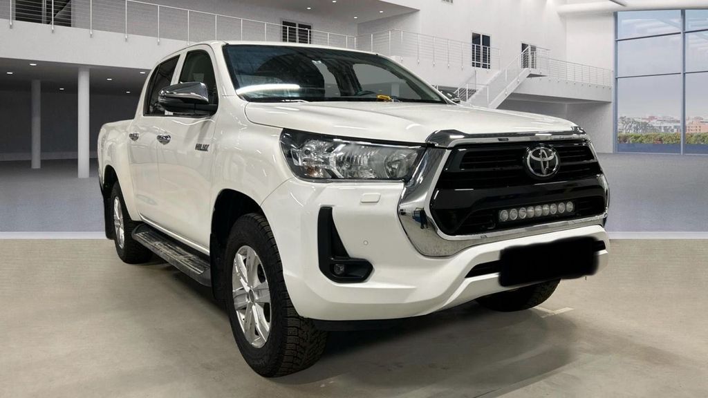 Toyota Hilux 201.082 km 23.499 &euro; hamburg 20539