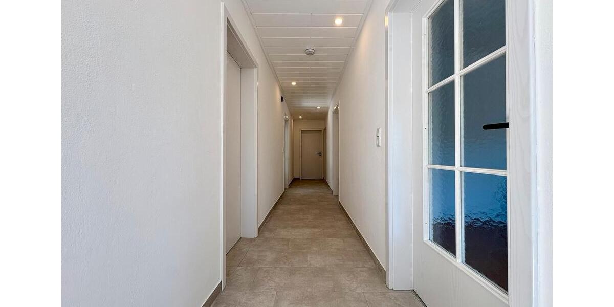 Dachgeschoßwohnung Dillenburg - 4 Zimmer, 94 m&sup2;, 215.000&euro; | Angebot:26402904