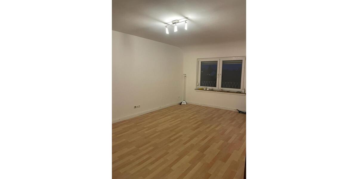 2 Zimmer KDB zu vermieten 47 m2 im 3.OG. 2 zimmer