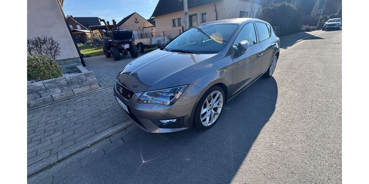 Seat Leon 181.500 km 9.999 &euro; Hamm 59077