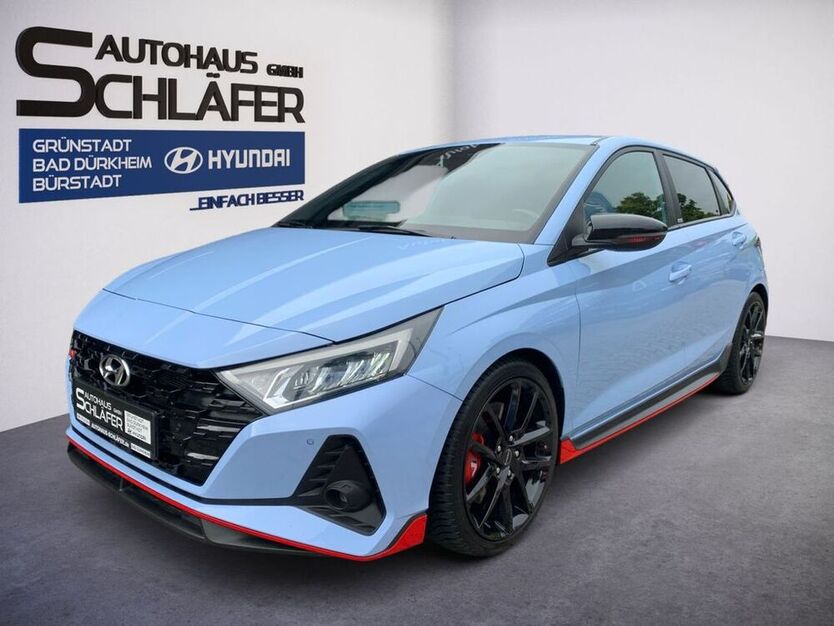 i20