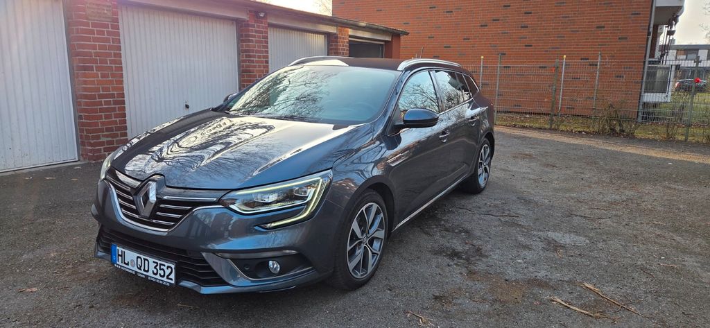 Renault Megane 105.500 km 10.200 &euro; Lübeck 23554