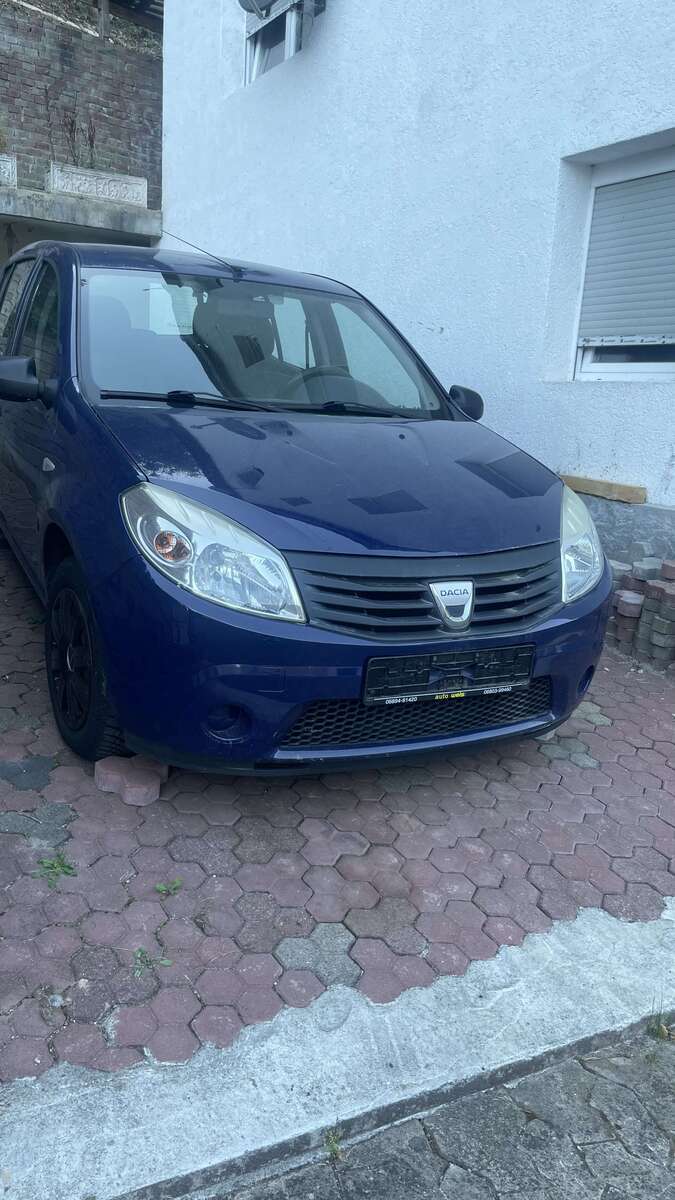 Dacia Sandero 135.000 km 1.250 € Saarbrücken 66130