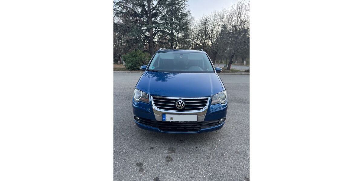 VW Touran 290.000 km 3.250 &euro; Stuttgart 70376