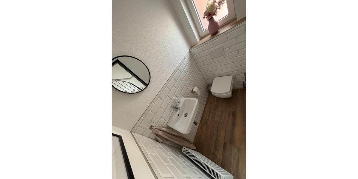 Modern saniertes Haus zu vermieten 4 zimmer