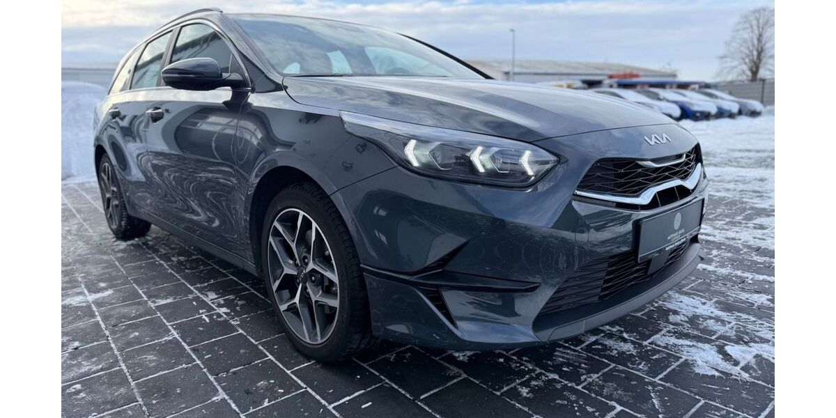 Kia ceed Sportswagon 43.000 km 22.490 &euro; Ilsede 31246