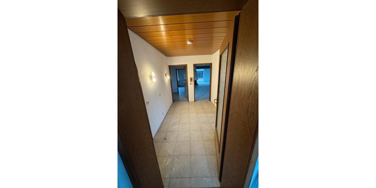 1. OG-Wohnung mit großer Terrasse, Balkon & Gartennutzung – Heuch 4 zimmer