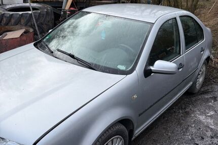 VW Bora 250.000 km 1.100 &euro; Balve 58802