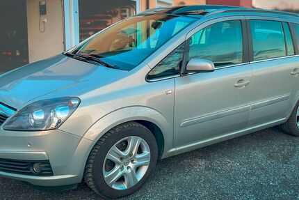 Opel Zafira 176.400 km 3.950 &euro; Rödental 96472