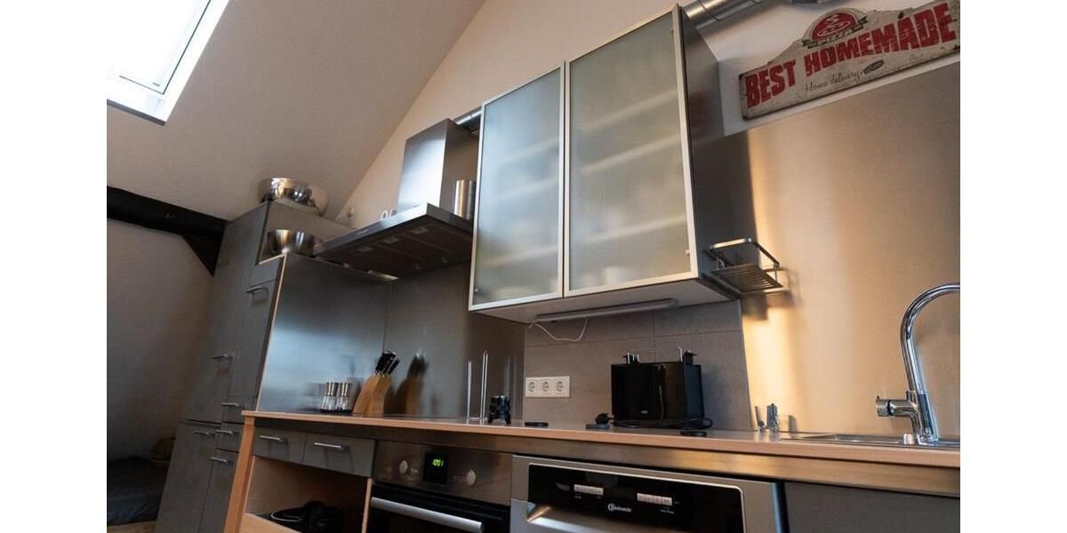 Dachgeschoßwohnung Gießen Allendorf - 1 Zimmer, 65 m&sup2;, 1.200&euro; | Angebot:25378025