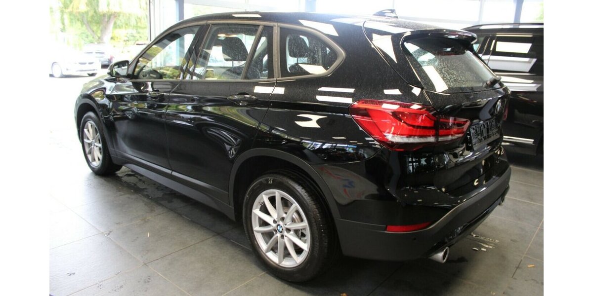 BMW X1 sDrive20i Aut. Advantage 17.320 km 29.980 € Euskirchen 53881