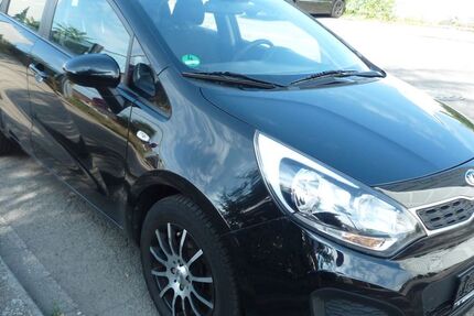Kia Rio 161.000 km 4.890 &euro; Mannheim 68199