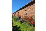 Mehrfamilienhaus, Wohnhaus Hage - 10 Zimmer, 250 m&sup2;, 600&euro; | Angebot:26364123