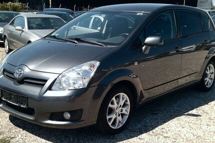 Toyota Corolla Verso 348.000 km 3.999 &euro; Bonn 53227