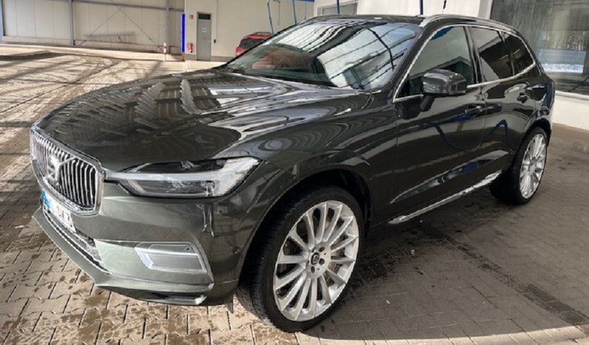 Volvo XC60 298.500 km 19.990 &euro; Minden 32423