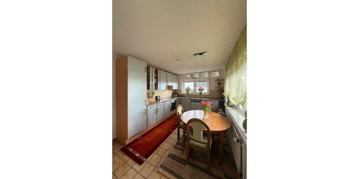 Etagenwohnung Hofheim am Taunus - 3 Zimmer, 97 m&sup2;, 1.300&euro; | Angebot:25607088