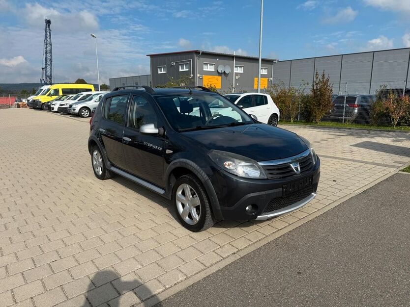 Dacia Sandero 151.916 km 3.250 € Bad Wurzach 88410