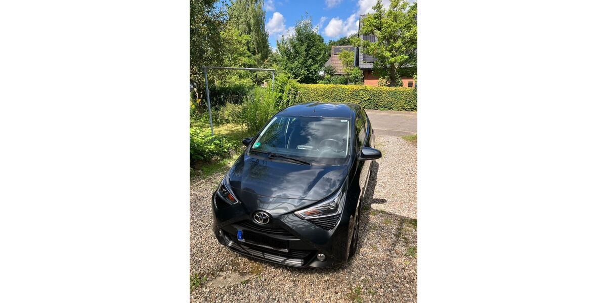 Toyota Aygo (X) 62.000 km 9.300 &euro; Quarnbek 24107