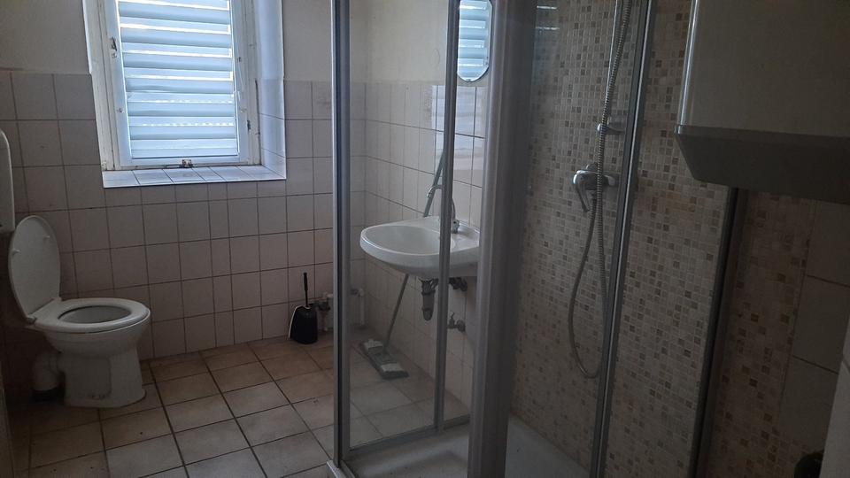 Erdgeschoßwohnung Salzatal - 3 Zimmer, 79 m&sup2;, 300&euro; | Angebot:27601025