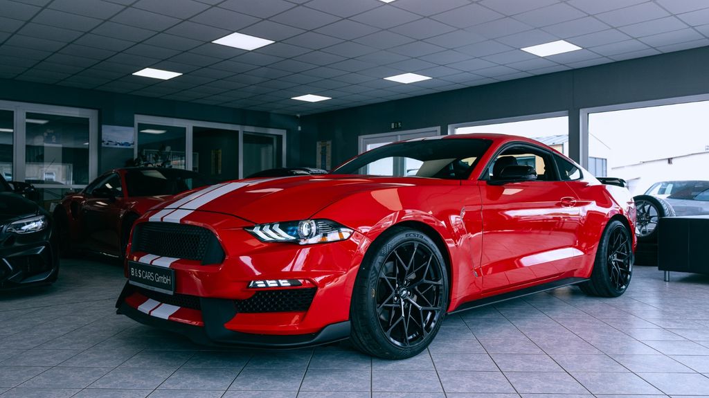 Ford Mustang 18.900 km 28.900 &euro; Nauen 14641