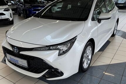 Toyota Corolla 25.500 km 26.890 &euro; Paderborn 33104