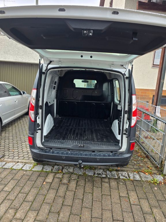 Nissan NV250 22.519 km 16.000 € Ihrlerstein 93346