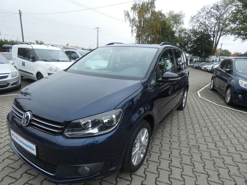 VW Touran 153.160 km 6.650 € München 81825