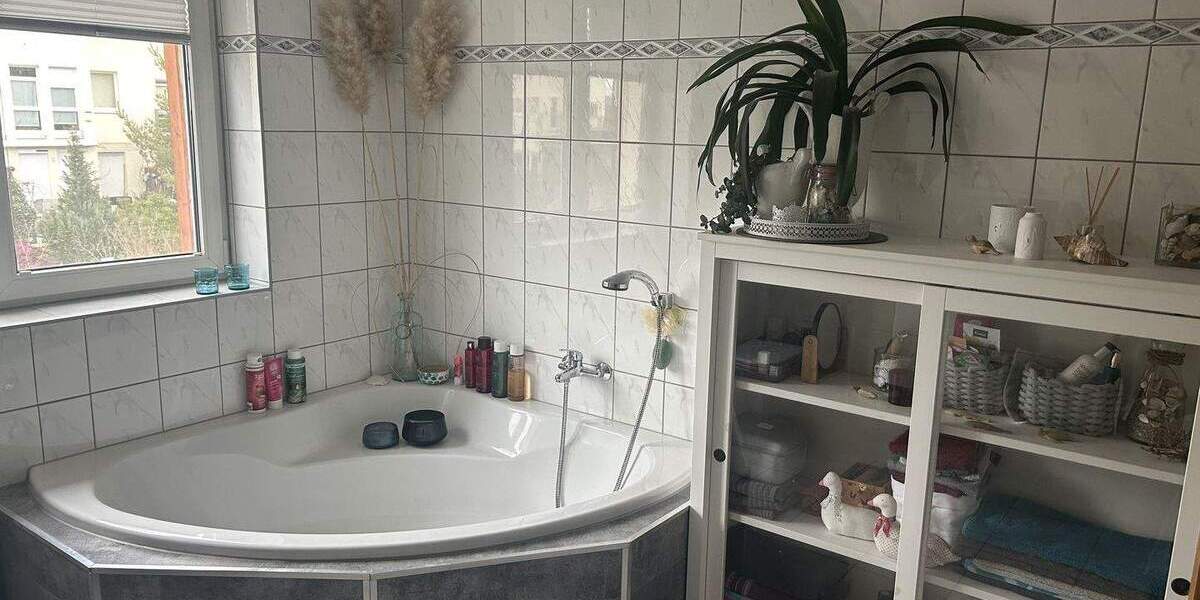 Reihenmittelhaus Halle (Saale) Böllberg-Wörmlitz - 4 Zimmer, 136 m&sup2;, 365.000&euro; | Angebot:25897631