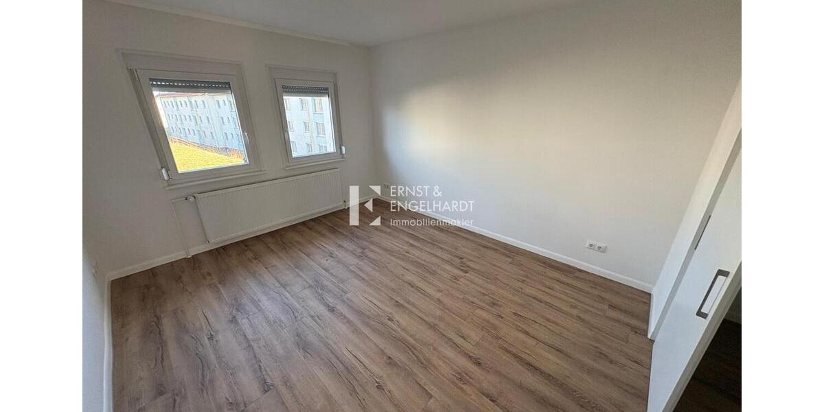 Reihenhaus Kitzingen - 5 Zimmer, 125 m&sup2;, 1.450&euro; | Angebot:25348853