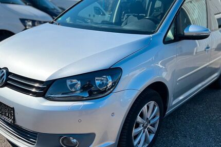 VW Touran 192.000 km 7.390 &euro; Linkenheim-Hochstetten 76351