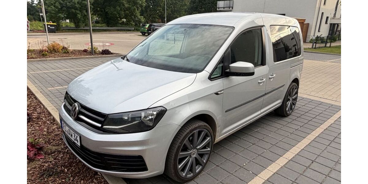VW Caddy 220.000 km 11.599 &euro; Hagenburg 31558