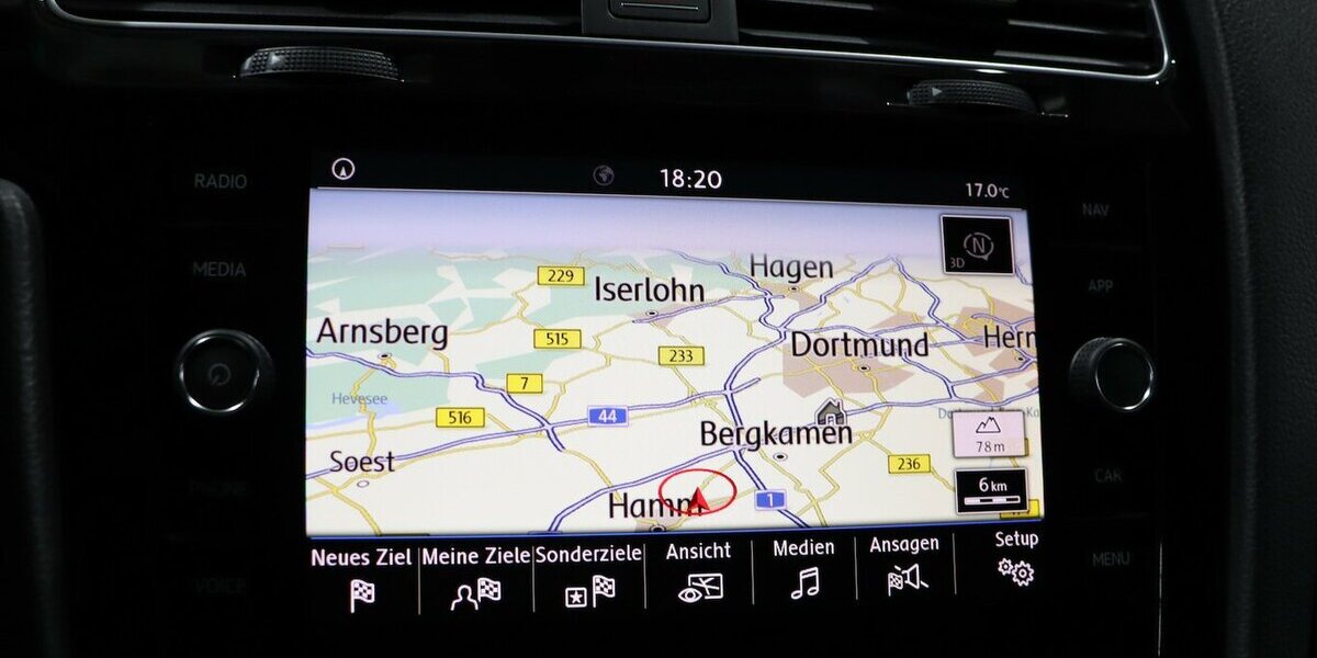 VW Golf VII 1.5 TSI HIGHLINE R-LINE SPORT BLACK LED 192.000 km 11.777 &euro; Hamm 59077