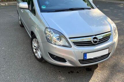 Opel Zafira 140.000 km 4.700 &euro; Bremen 28277