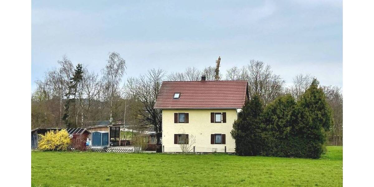 Einfamilienhaus Eggenfelden - 4 Zimmer, 110 m&sup2;, 215.000&euro; | Angebot:26908752