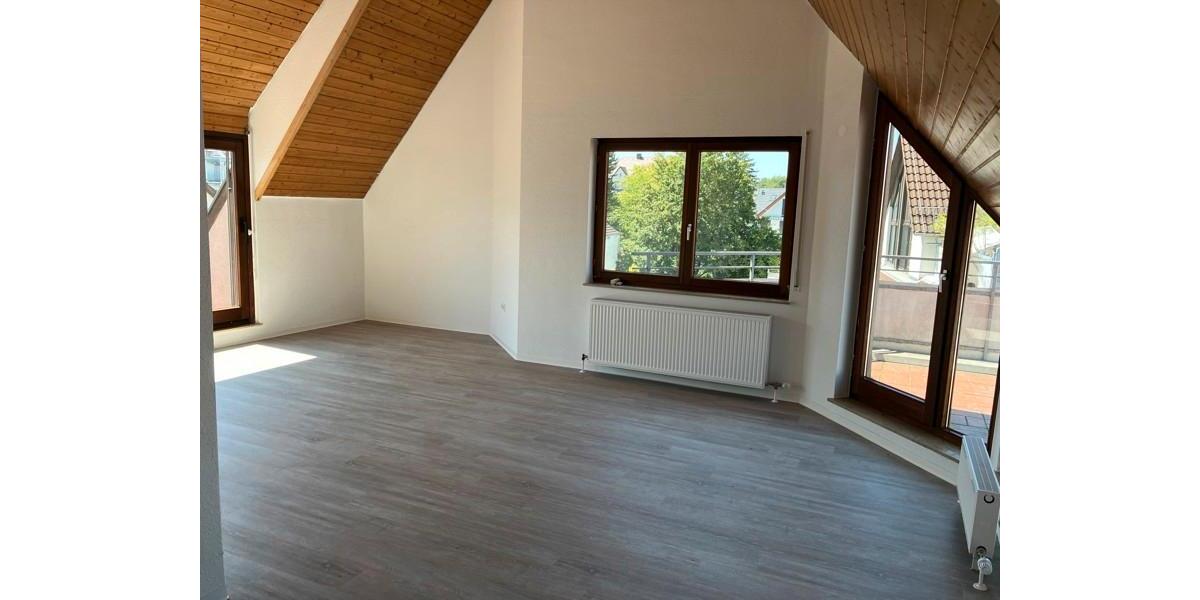 Dachgeschoßwohnung Kornwestheim - 3 Zimmer, 114 m&sup2;, 1.487&euro; | Angebot:22042128