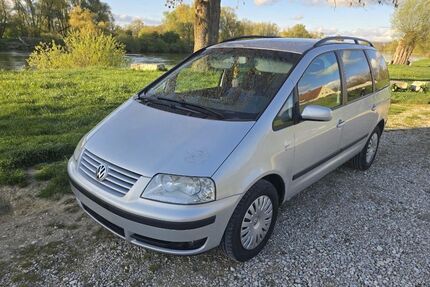 VW Sharan 255.716 km 1.590 &euro; Neustadt 93333