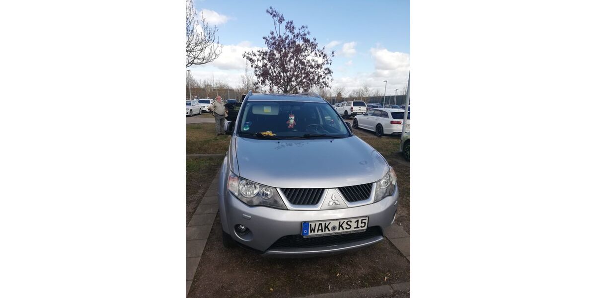 Mitsubishi Outlander 146.000 km 5.598 &euro; Leipzig 04347