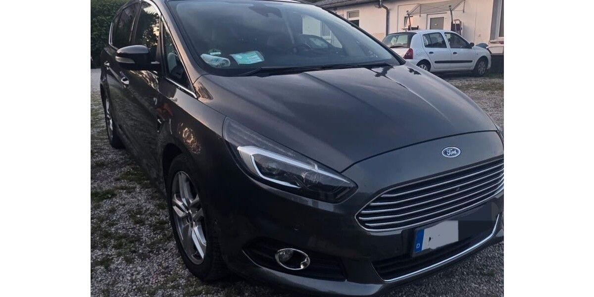 Ford S-Max 186.000 km 11.990 &euro; Rosenheim 83022