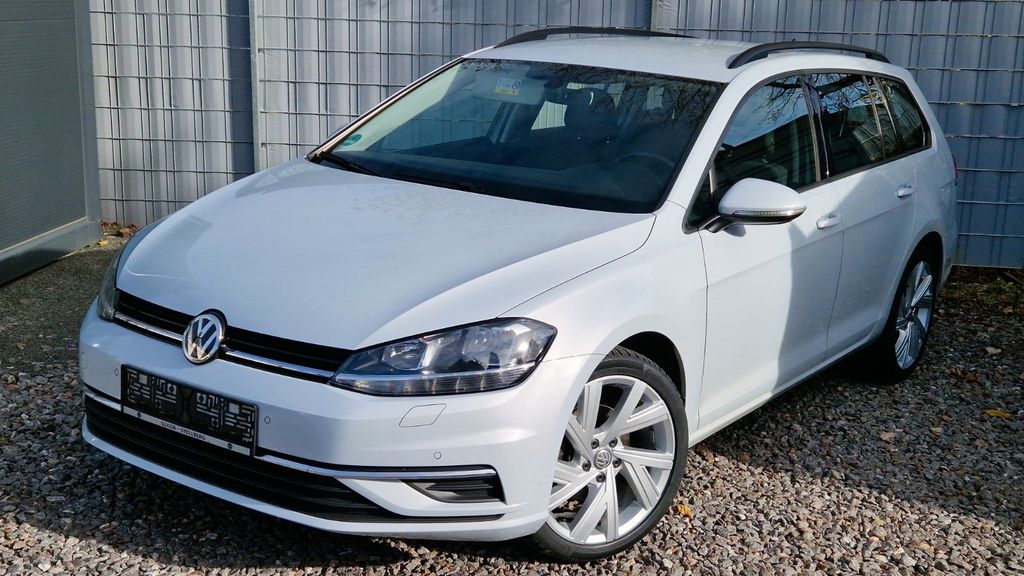 VW Golf 198.963 km 9.890 &euro; Chemnitz 09114